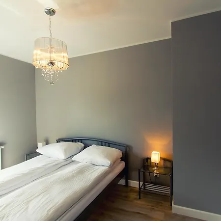 Apartment Holidays Chmielna *