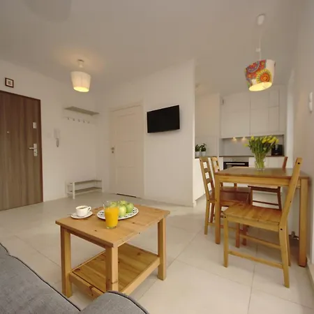 Holidays Chmielna Apartment