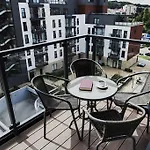 Holidays Chmielna Apartment *